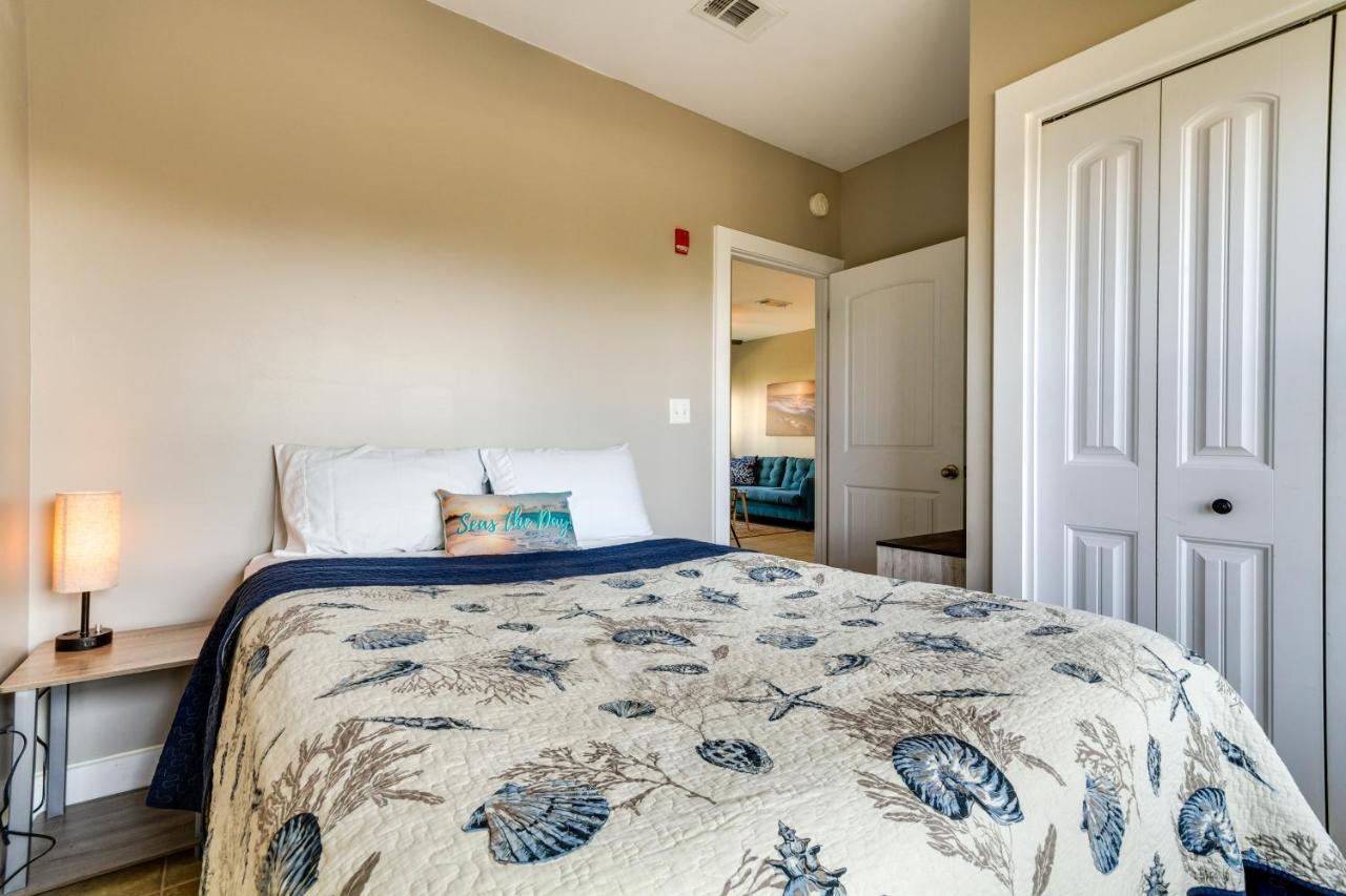 Bayfront Pensacola Beach Condo With Pool And Elevator Exterior photo